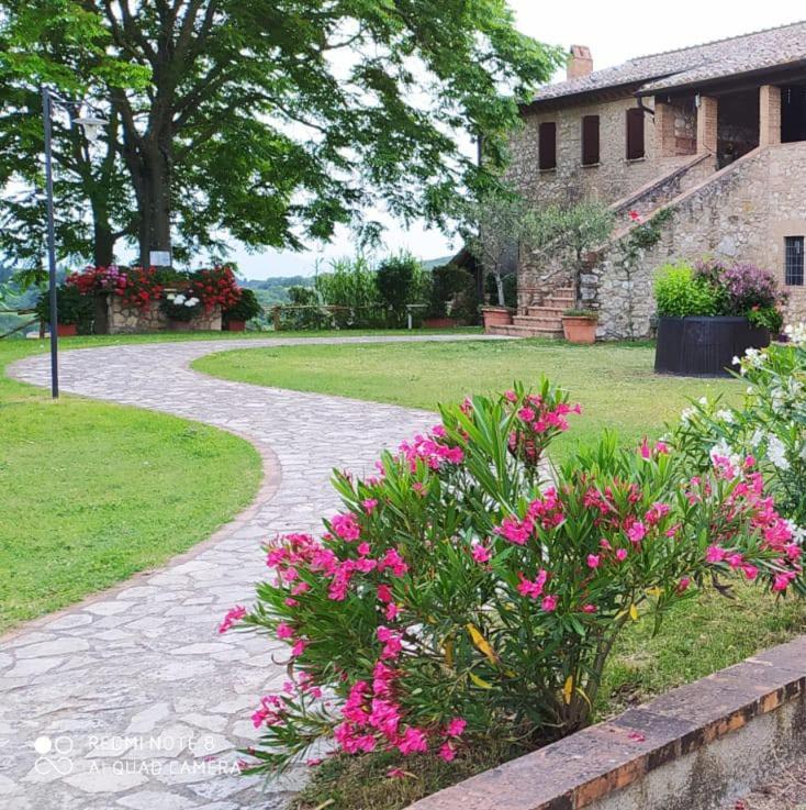 Agriturismo Podere Luchiano Amelia Bagian luar foto
