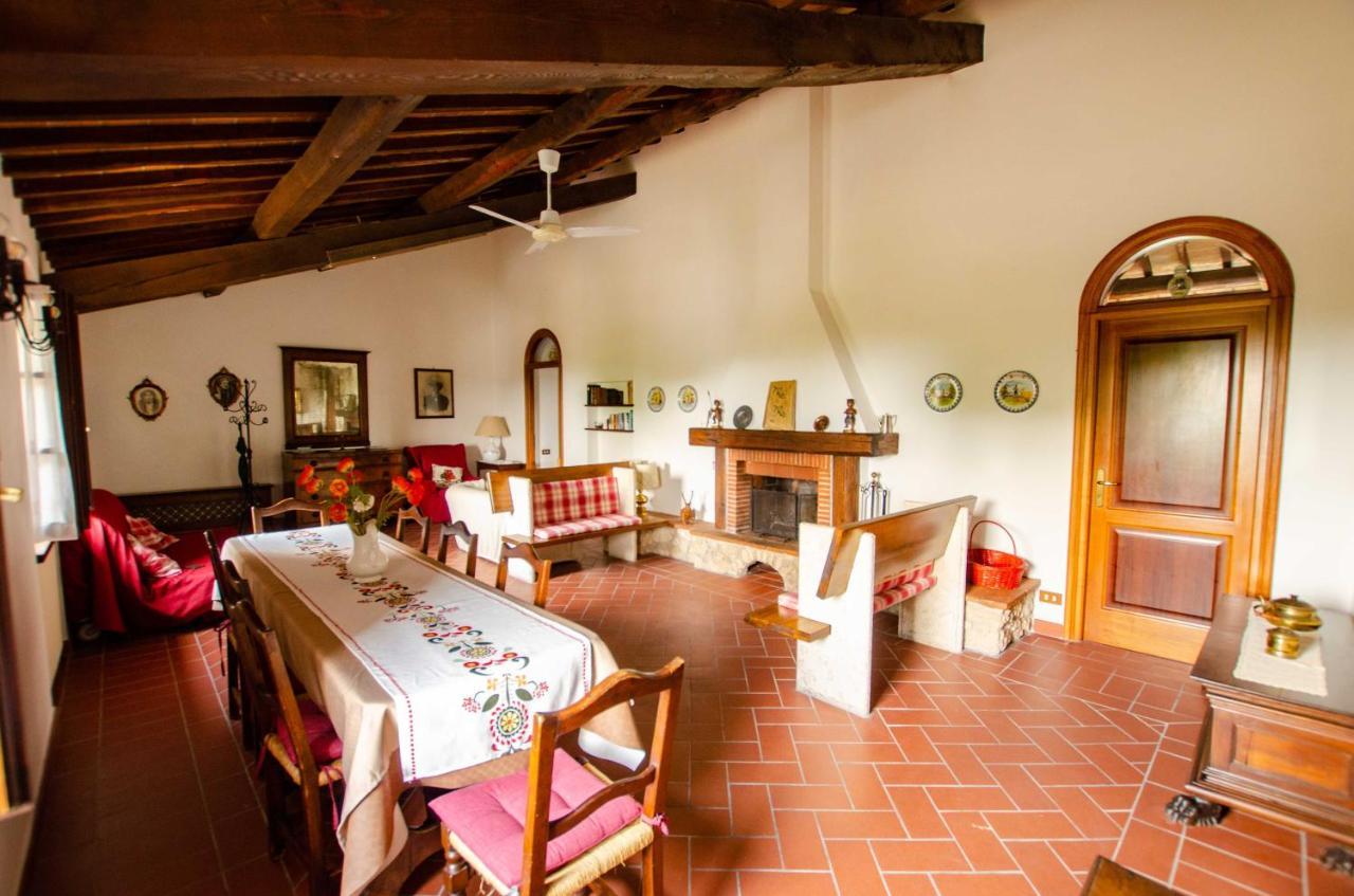 Agriturismo Podere Luchiano Amelia Bagian luar foto